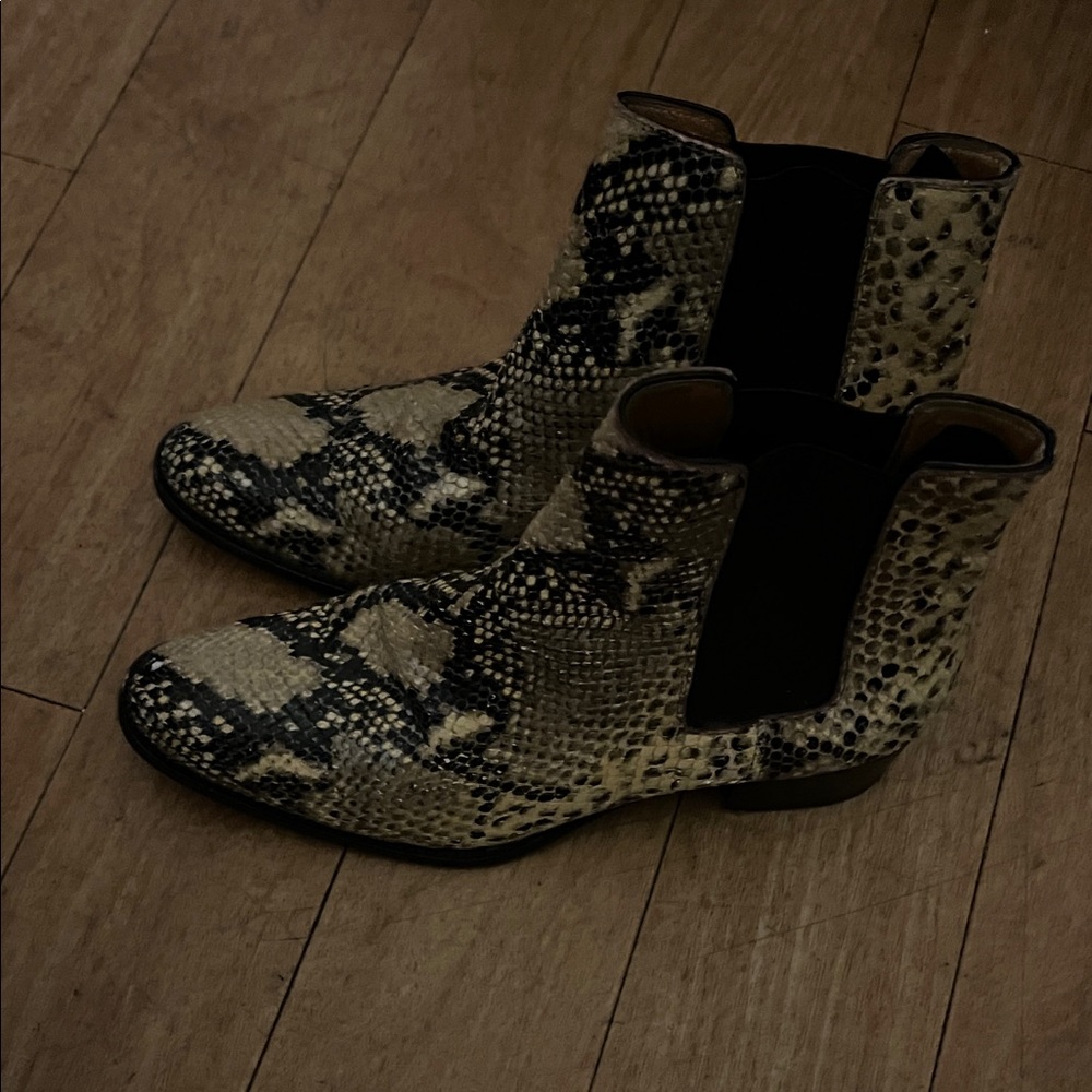 Saint Laurent Beige Snakeskin Ankle Boots